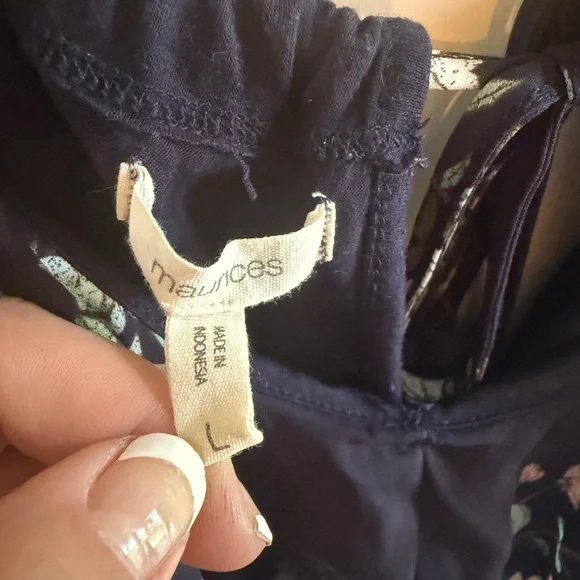 Maurice’s blue floral tank top women’s size large - Picture 3 of 4